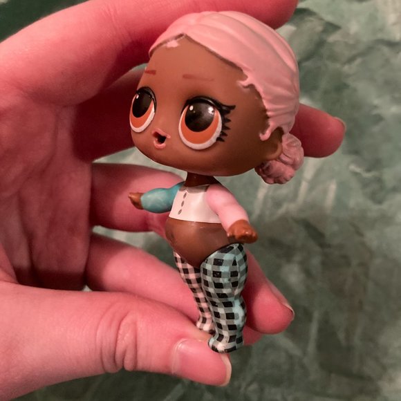 B1G2 - Pastel LOL Surprise Tot Doll - Buy 1, Get 2 FREE - Picture 2 of 5